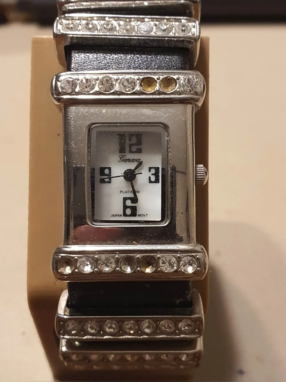 🦋10/$20🦋 Geneva Silver/White Rhinestone Women's Cuff Watch